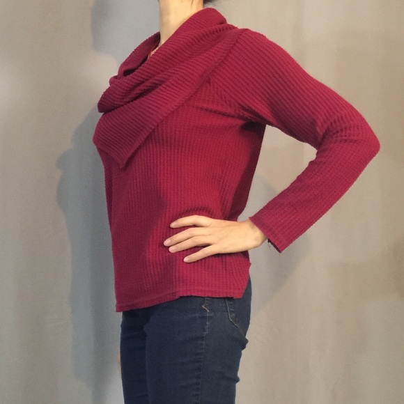 Unique Textured Sweater - Picture 4 of 9